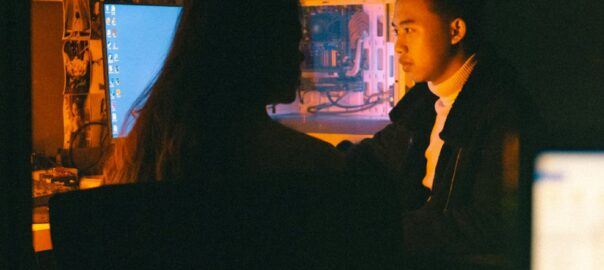 Comment les PME peuvent exploiter l'automatisation des workflows pour améliorer leur efficacité opérationnelle