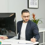 7 façons dont l’automatisation des processus simplifie la gestion administrative des TPE/PME et libère du temps stratégique