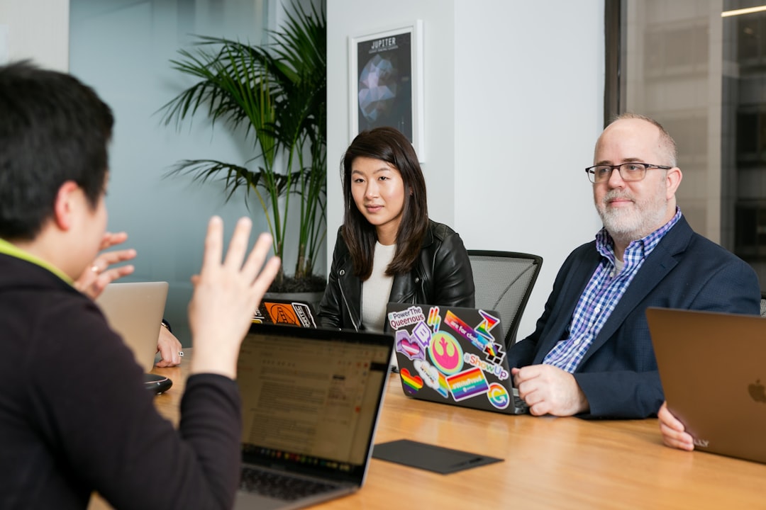 Interface de facturation automatisée d’un CRM pour PME