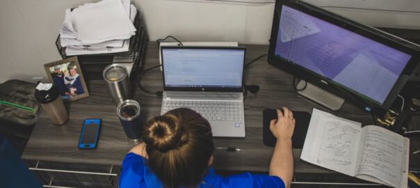 Comment l'automatisation des workflows améliore la gestion du temps dans les TPE/PME