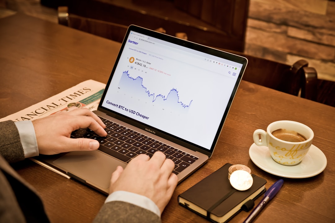 Scraping LinkedIn pour enrichir les contacts directement dans le CRM