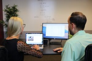 Comment l'automatisation du reporting commercial peut améliorer la prise de décision dans les TPE/PME