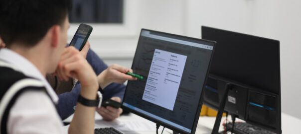 Comment l'automatisation des réponses clients améliore la relation et la satisfaction client en TPE/PME