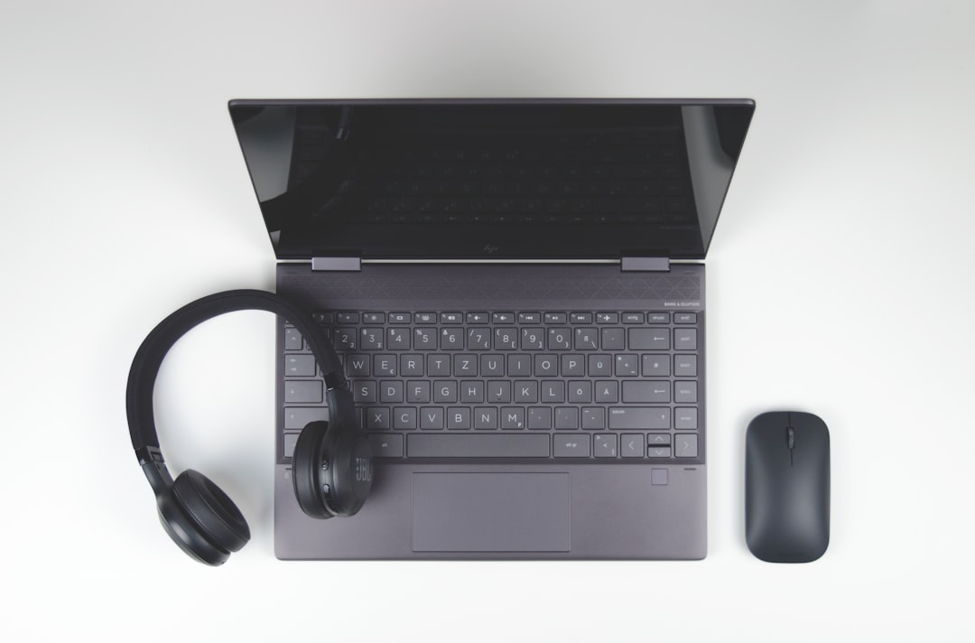 Chatbot intelligent intégré à un CRM pour une PME française