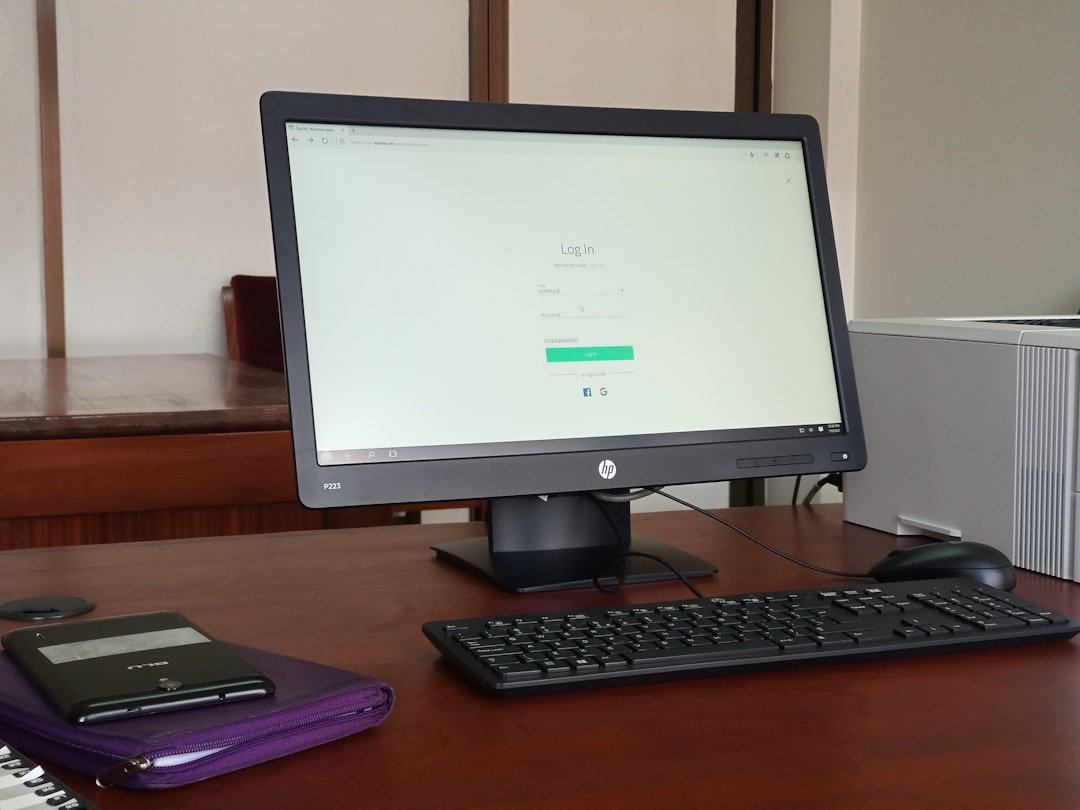 7 signes que votre logiciel CRM actuel freine la croissance de votre TPE et comment y remédier 1 Illustration d'entreprise TPE utilisant un CRM obsolète