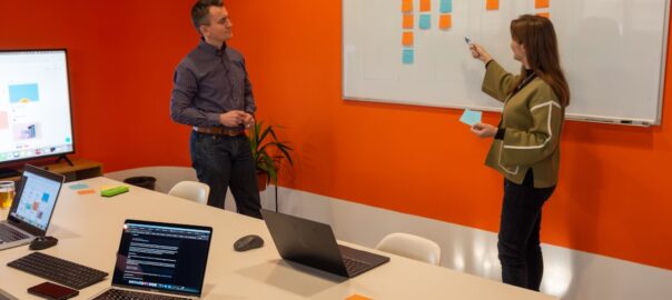 7 raisons pour lesquelles centraliser vos données clients dans un CRM vous fait gagner du temps et améliore votre performance commerciale